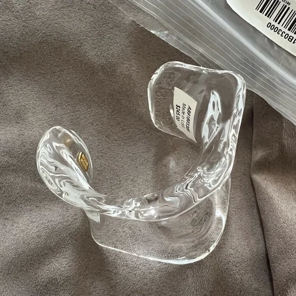 Alexis Bittar Clear Lucite Bracelet - Picture 5 of 5